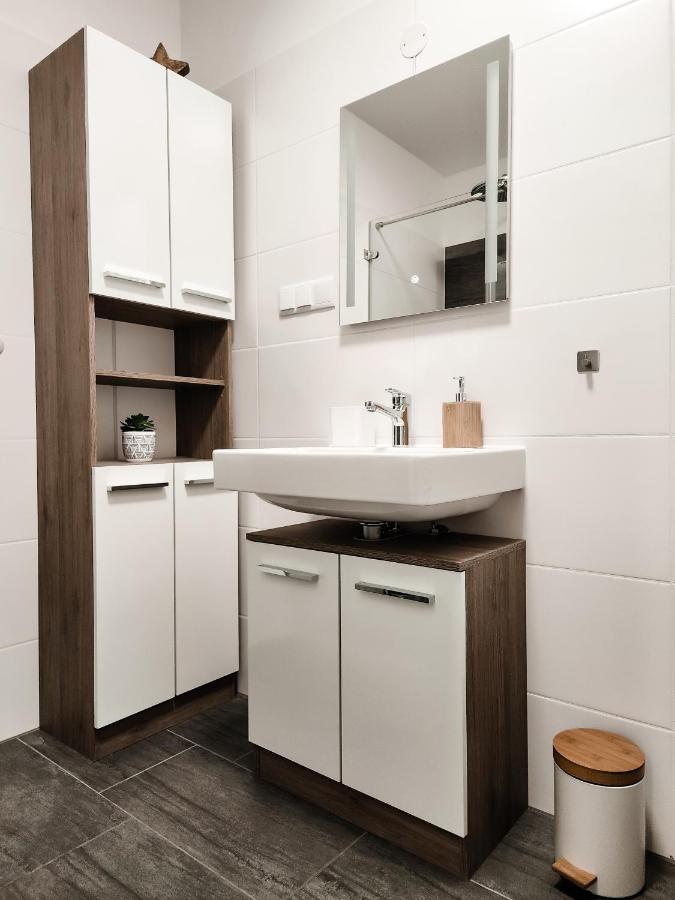 Vienna Green - Modern New Apartment, Old Danube ภายนอก รูปภาพ